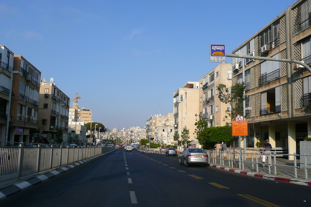 Picture Israel Bat Yam 2007-06 49 - Cost Bat Yam