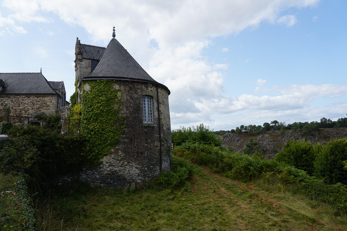 Picture France Rochefort-en-Terre 2017-08 38 - Sauna Rochefort-en-Terre