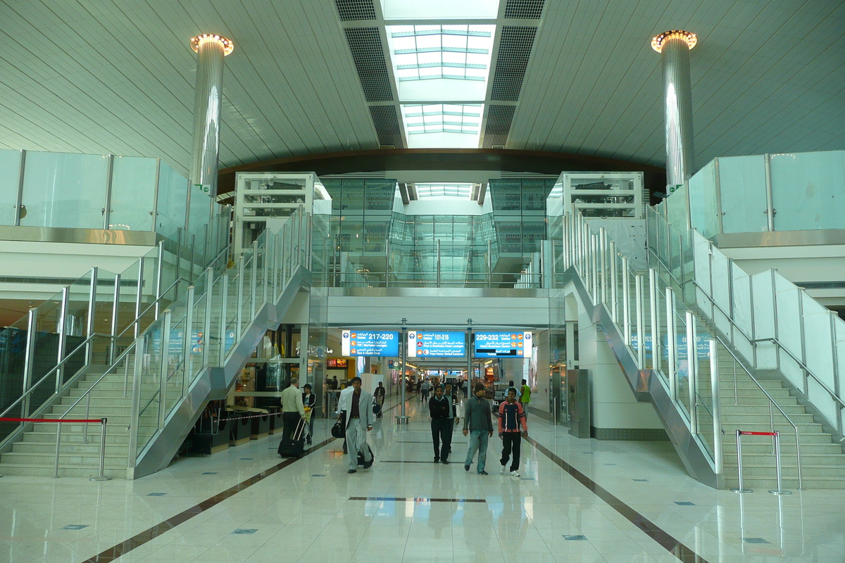 Picture United Arab Emirates Dubai Airport 2009-01 12 - Walking Street Airport