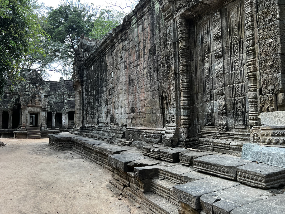 Picture Cambodia Siem Reap Ta Prohm 2023-01 145 - Resort Ta Prohm