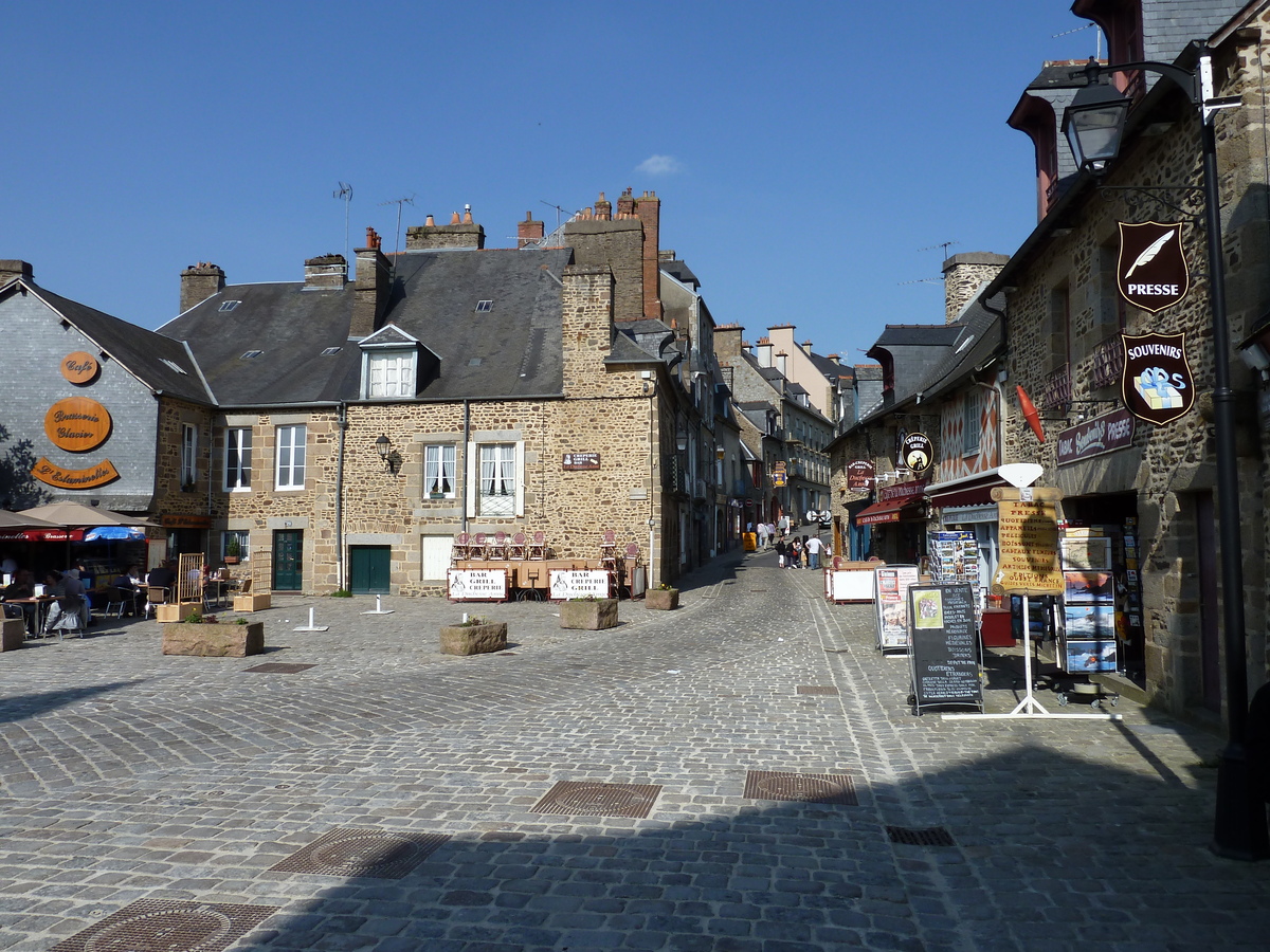 Picture France Fougeres 2010-04 109 - Cost Fougeres