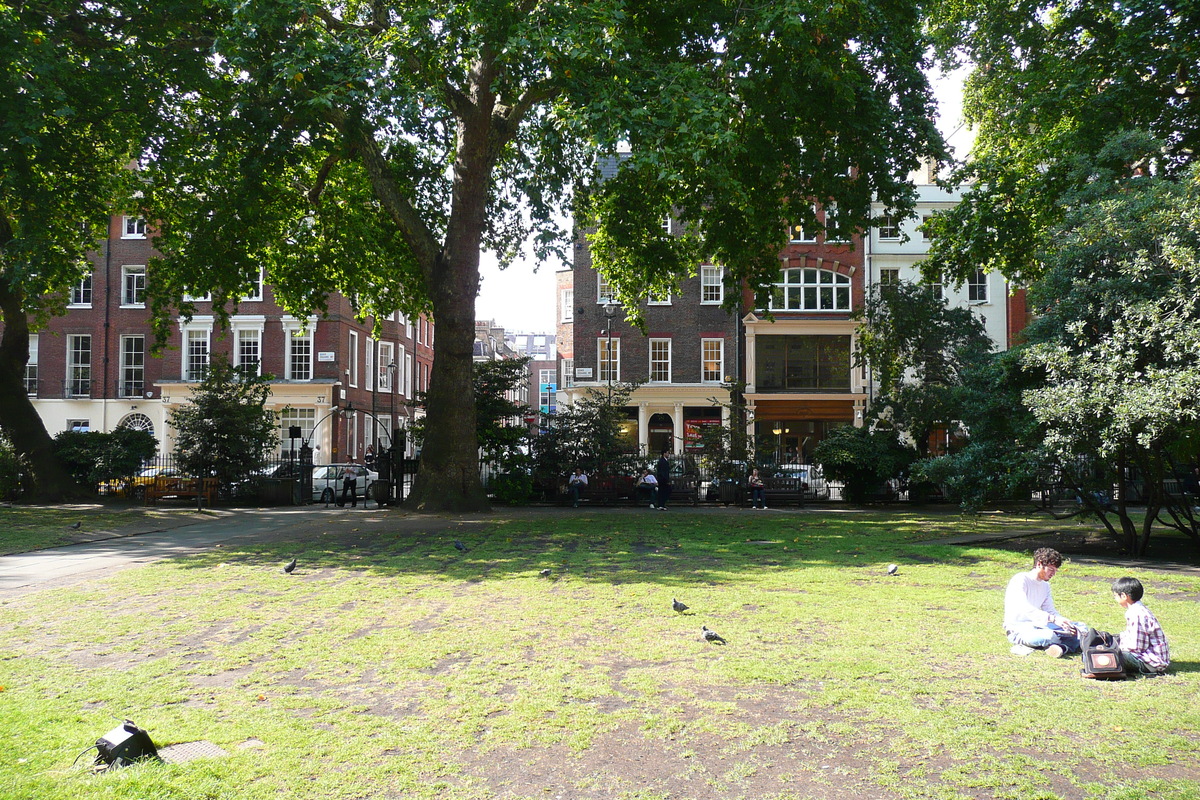 Picture United Kingdom London Soho Square 2007-09 29 - Night Soho Square