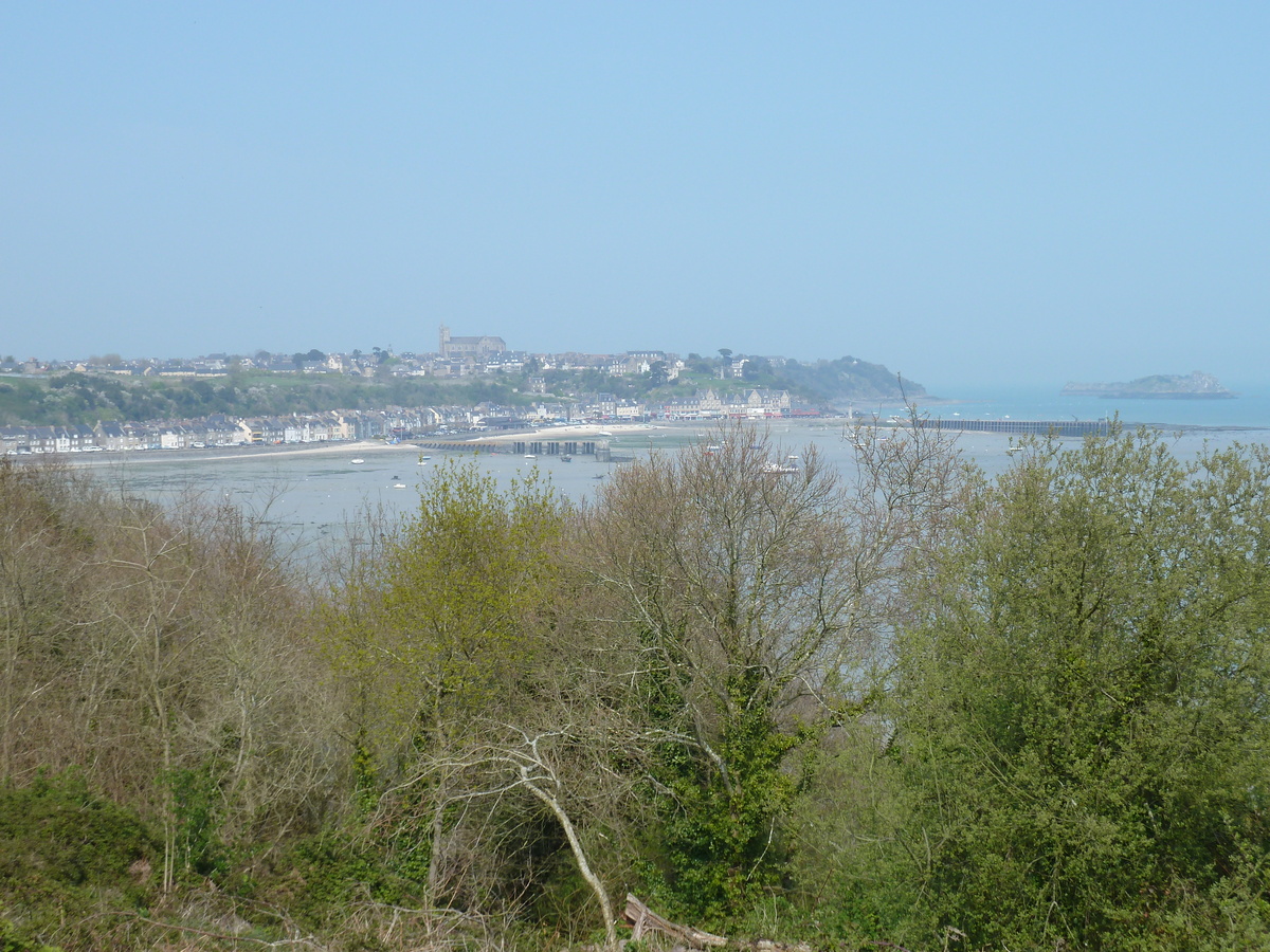 Picture France Cancale 2010-04 98 - City Sights Cancale