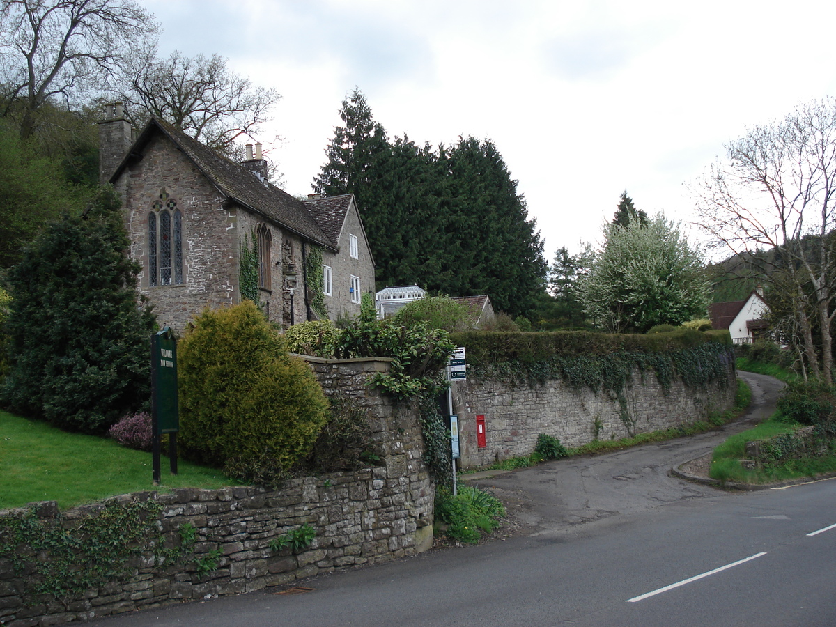 Picture United Kingdom Tintern 2006-05 64 - Street Tintern