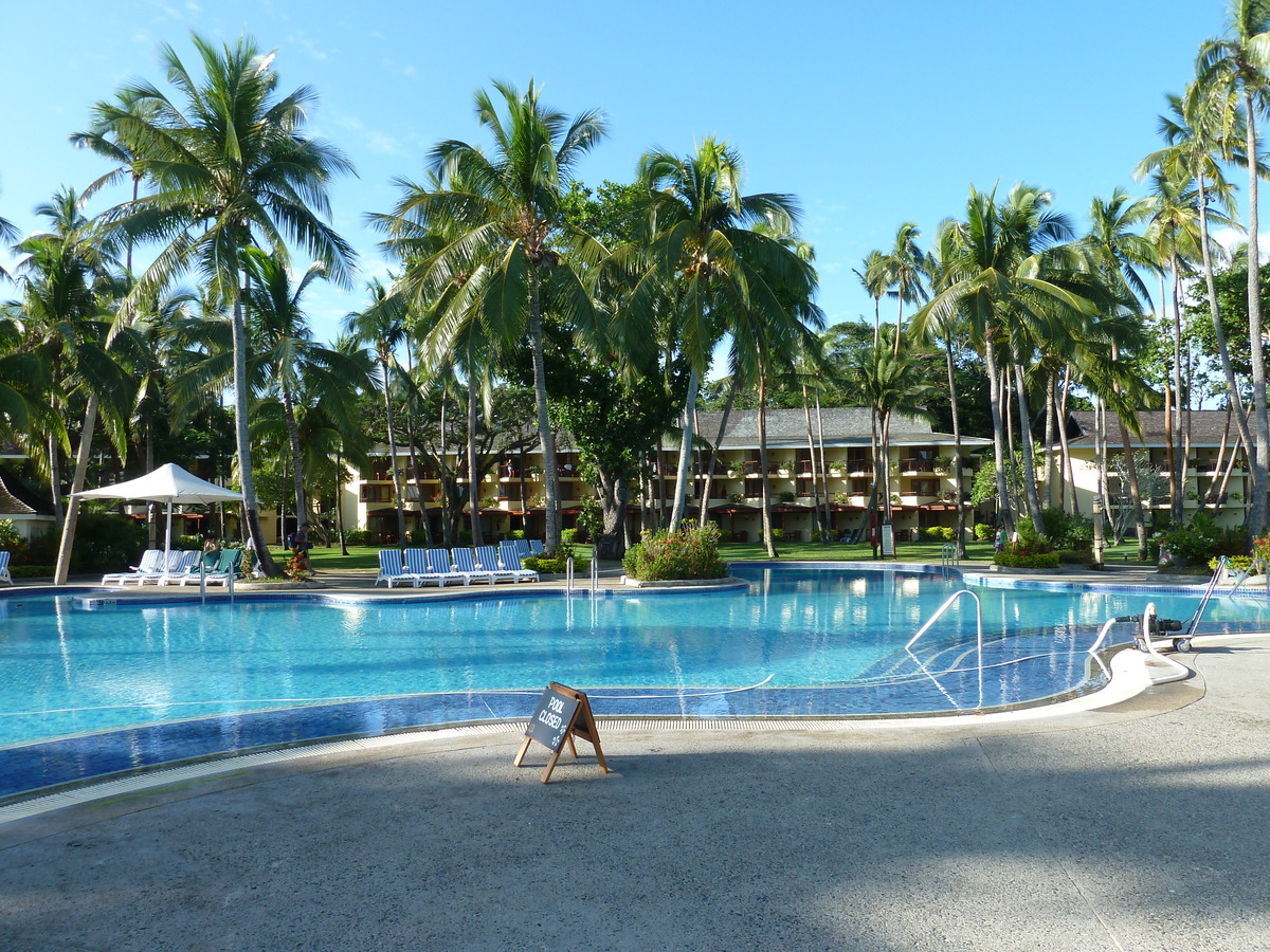 Picture Fiji Shangri La Fijian Resort 2010-05 23 - Monument Shangri La Fijian Resort