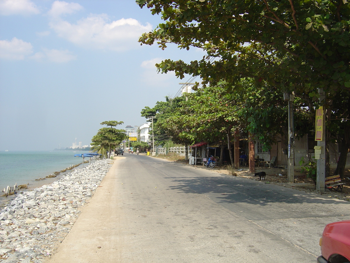 Picture Thailand Jomtien Beach 2005-01 94 - Street Jomtien Beach