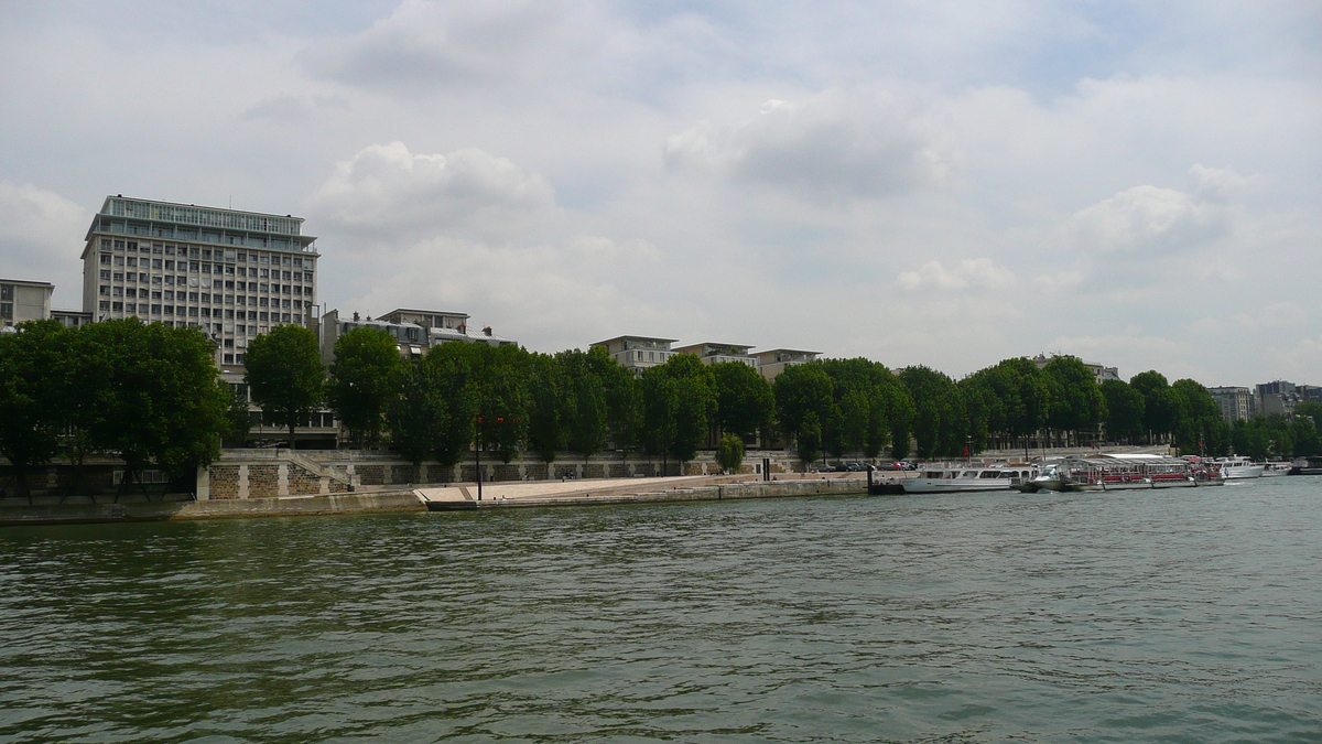 Picture France Paris Seine river 2007-06 135 - Land Seine river