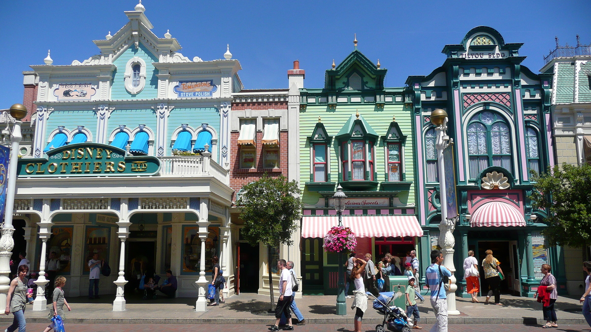 Picture France Disneyland Paris Main Street 2007-07 16 - Sunrise Main Street