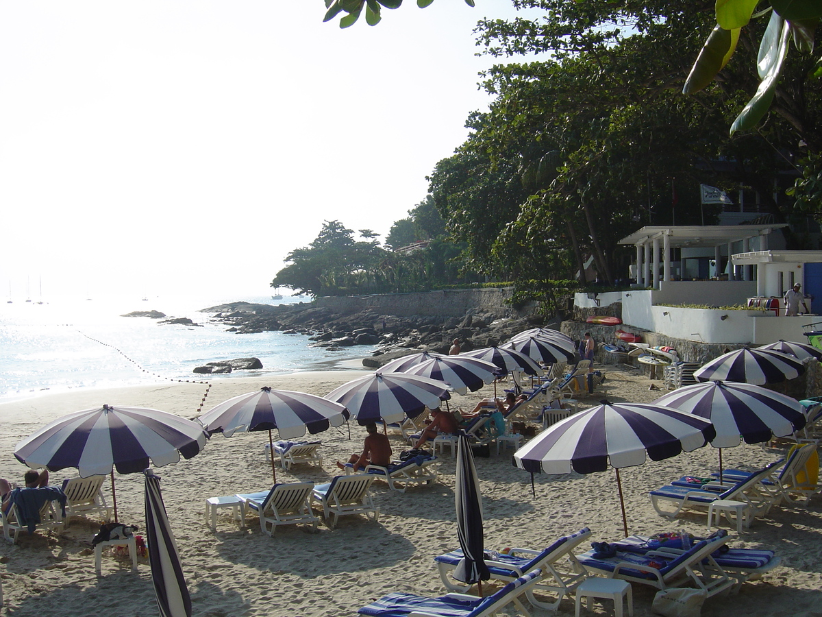 Picture Thailand Phuket Nai Harn Beach 2005-12 26 - Transport Nai Harn Beach