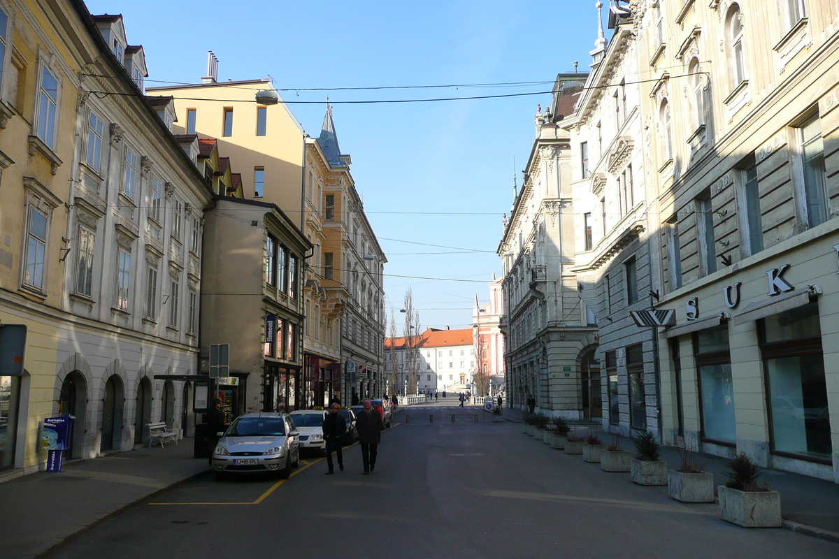 Picture Slovenia Ljubljana Historic Centre 2008-01 76 - Winter Historic Centre