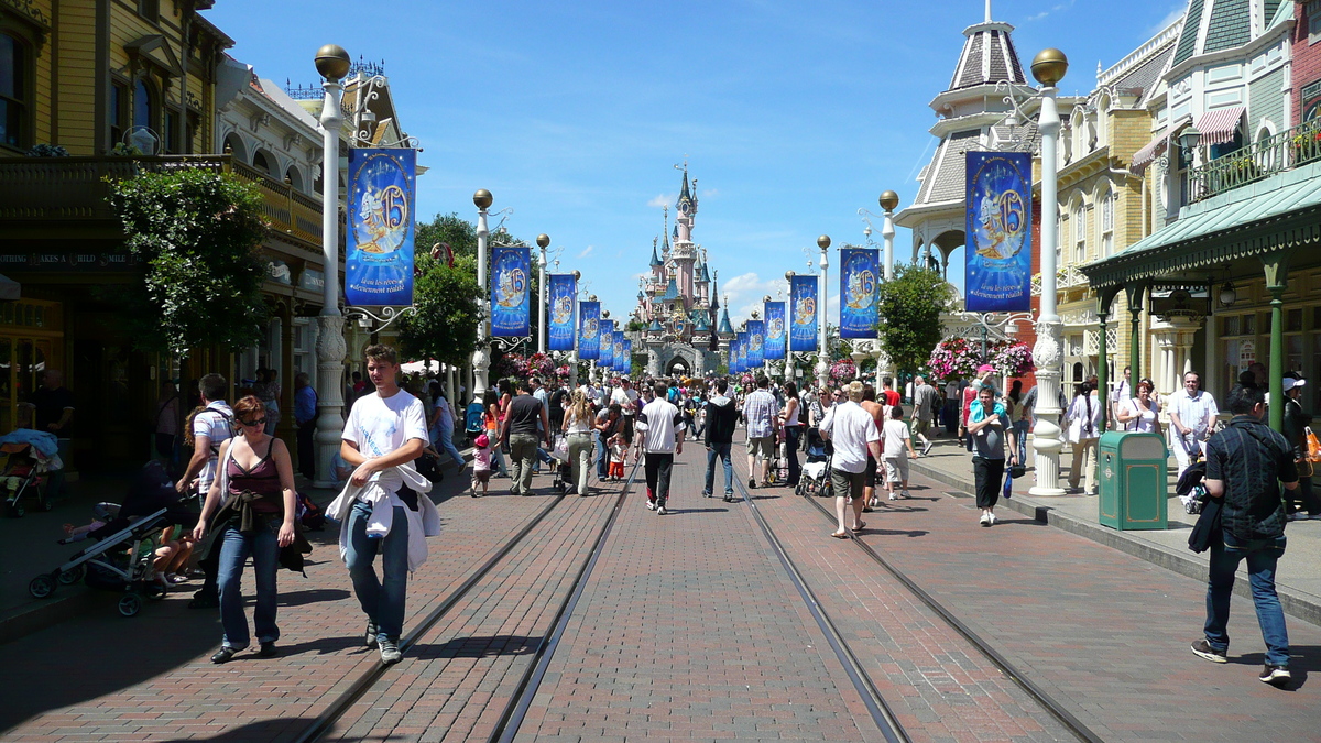 Picture France Disneyland Paris Main Street 2007-07 18 - Waterfall Main Street