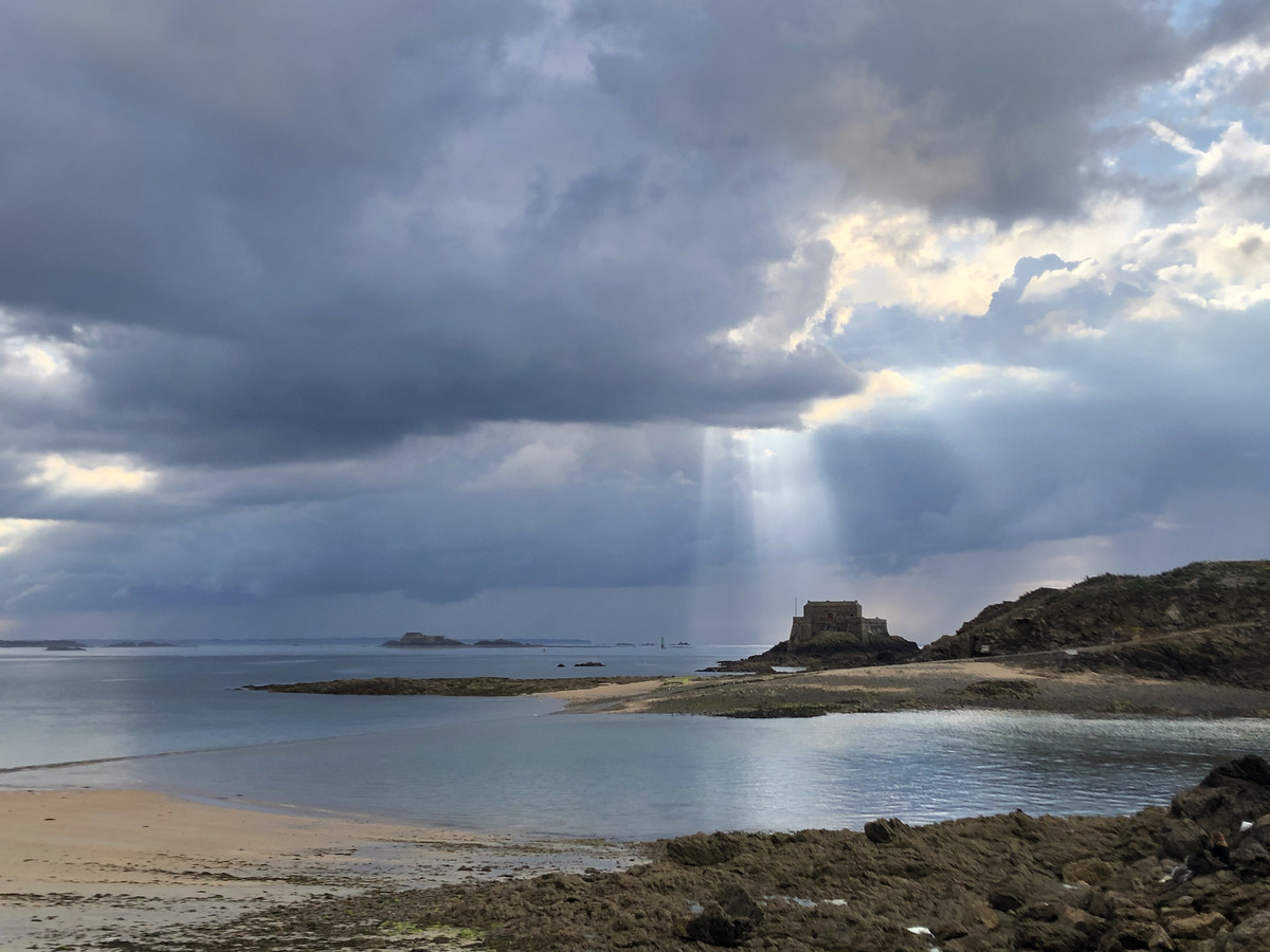 Picture France St Malo 2020-06 75 - Transport St Malo