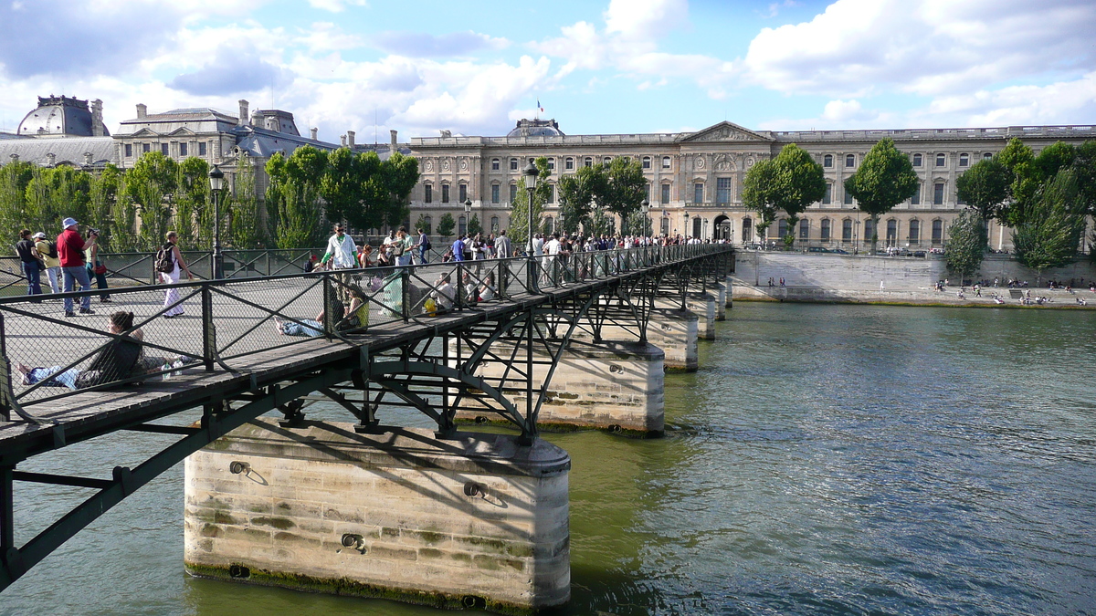 Picture France Paris The Bridges of Paris 2007-07 20 - Waterfalls The Bridges of Paris