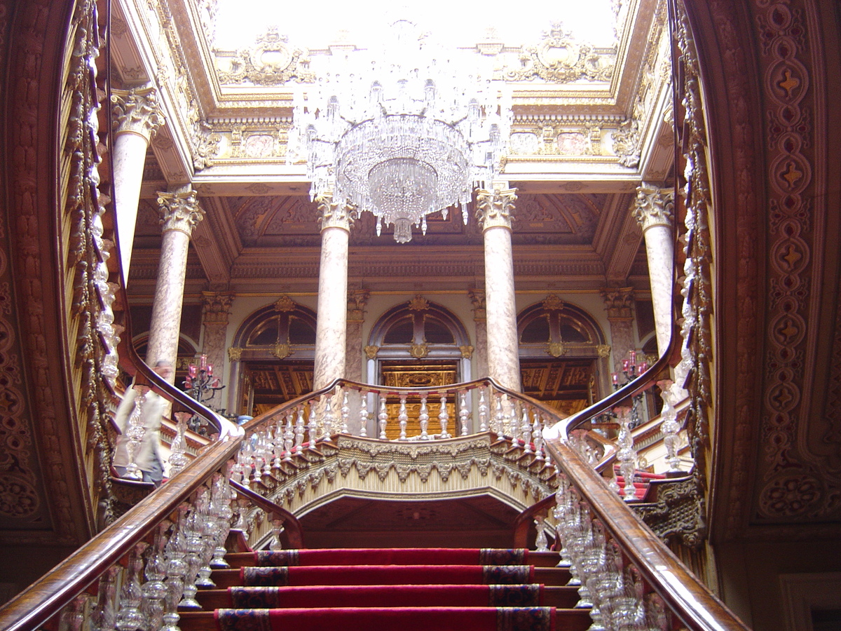 Picture Turkey Istanbul Dolmabahce Palace 2004-12 36 - Restaurants Dolmabahce Palace