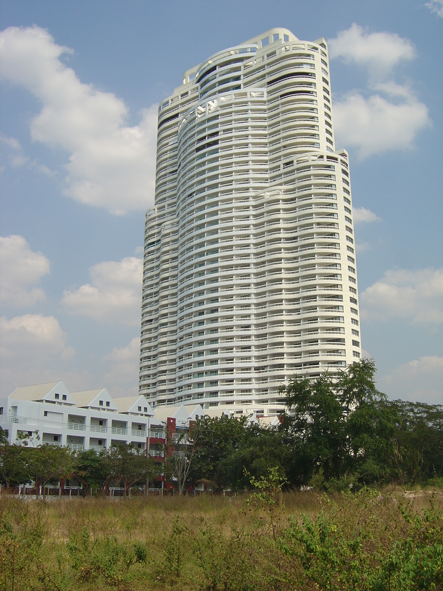 Picture Thailand Jomtien Beach 2005-01 107 - Hotel Pools Jomtien Beach