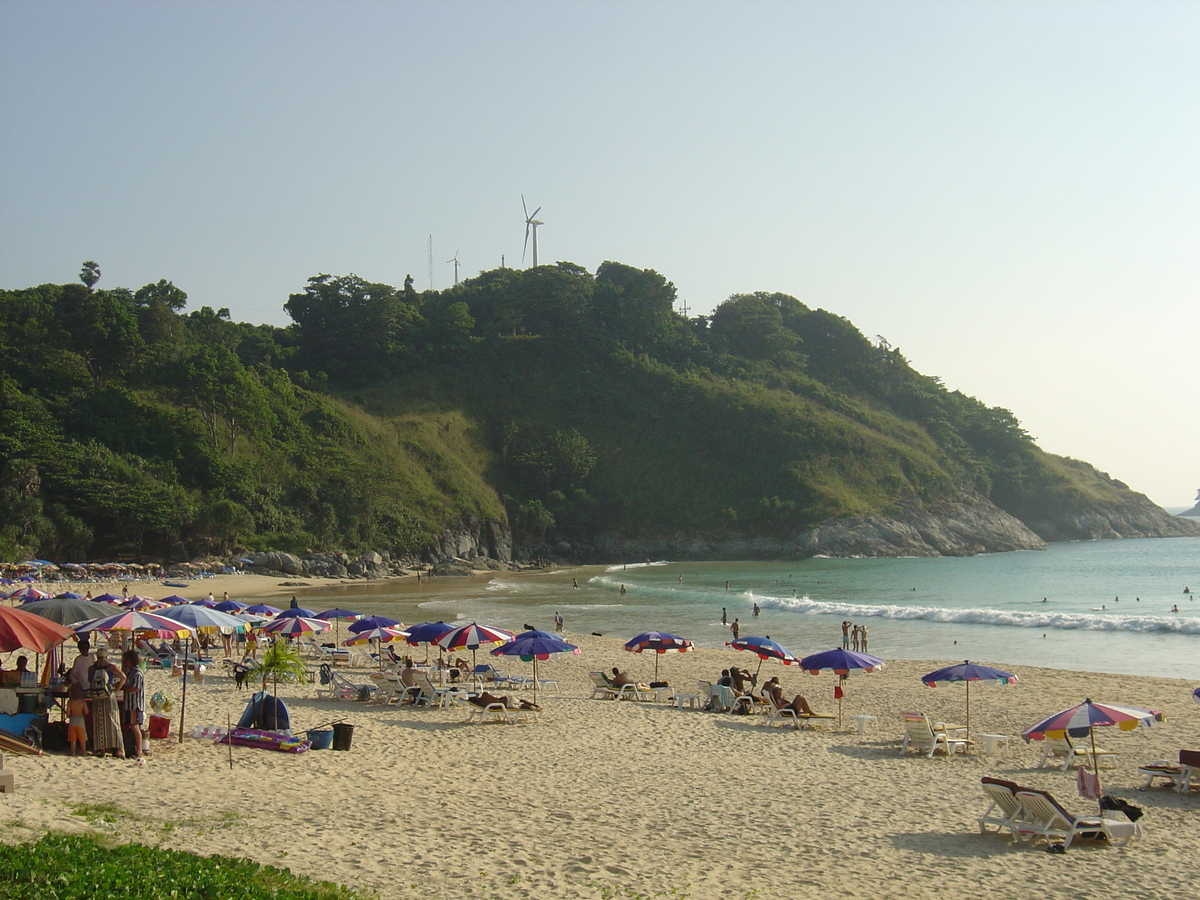 Picture Thailand Phuket Nai Harn Beach 2005-12 37 - Monument Nai Harn Beach