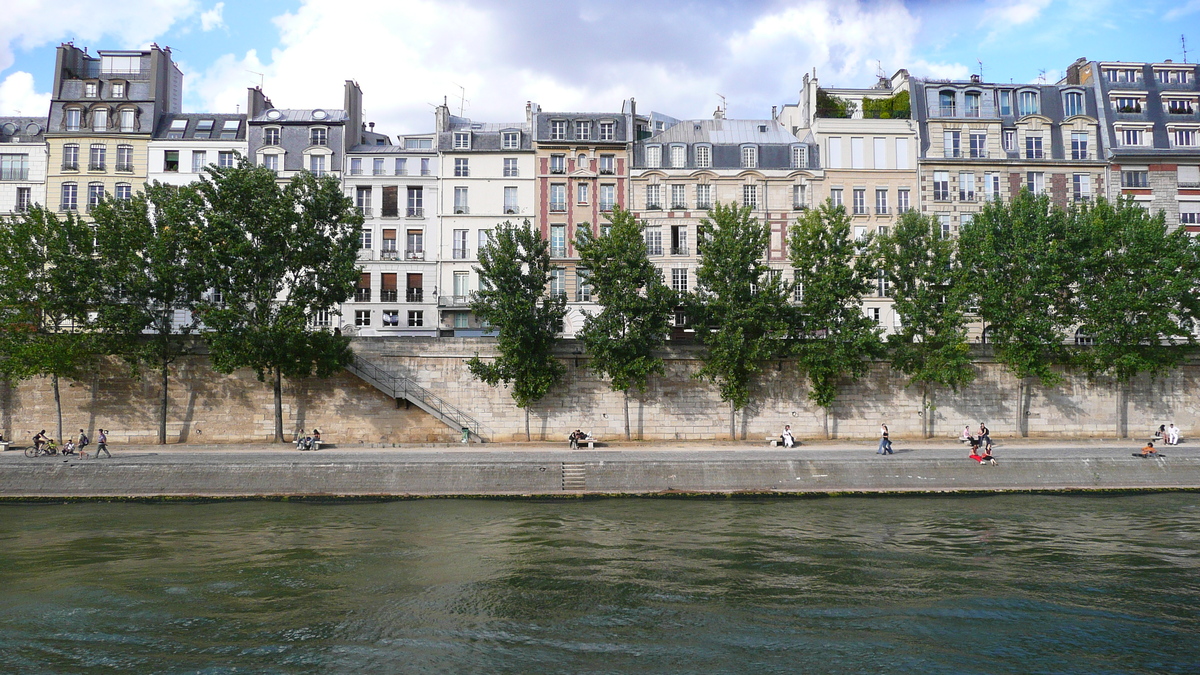 Picture France Paris La seine banks 2007-07 10 - Rentals La seine banks