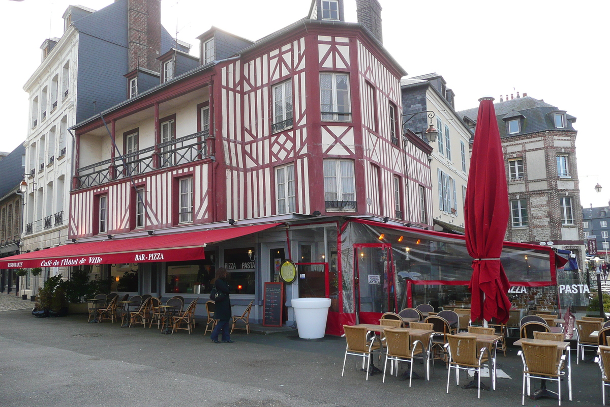 Picture France Honfleur 2008-10 35 - Transport Honfleur