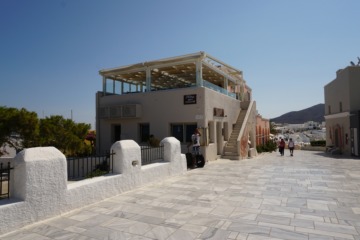 Picture Greece Santorini Oia 2016-07 57 - Waterfall Oia