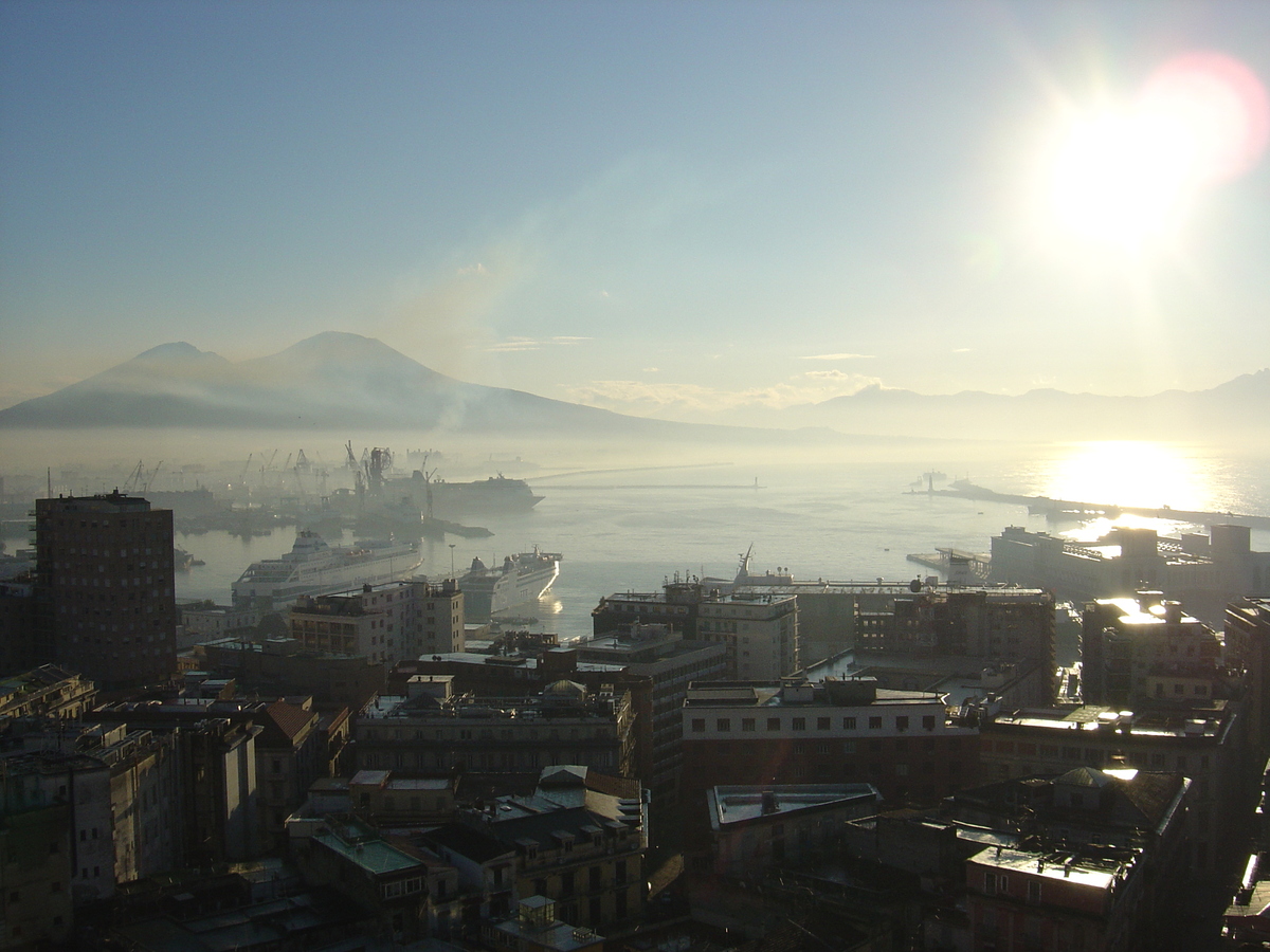 Picture Italy Napoli 2004-11 2 - Shopping Napoli