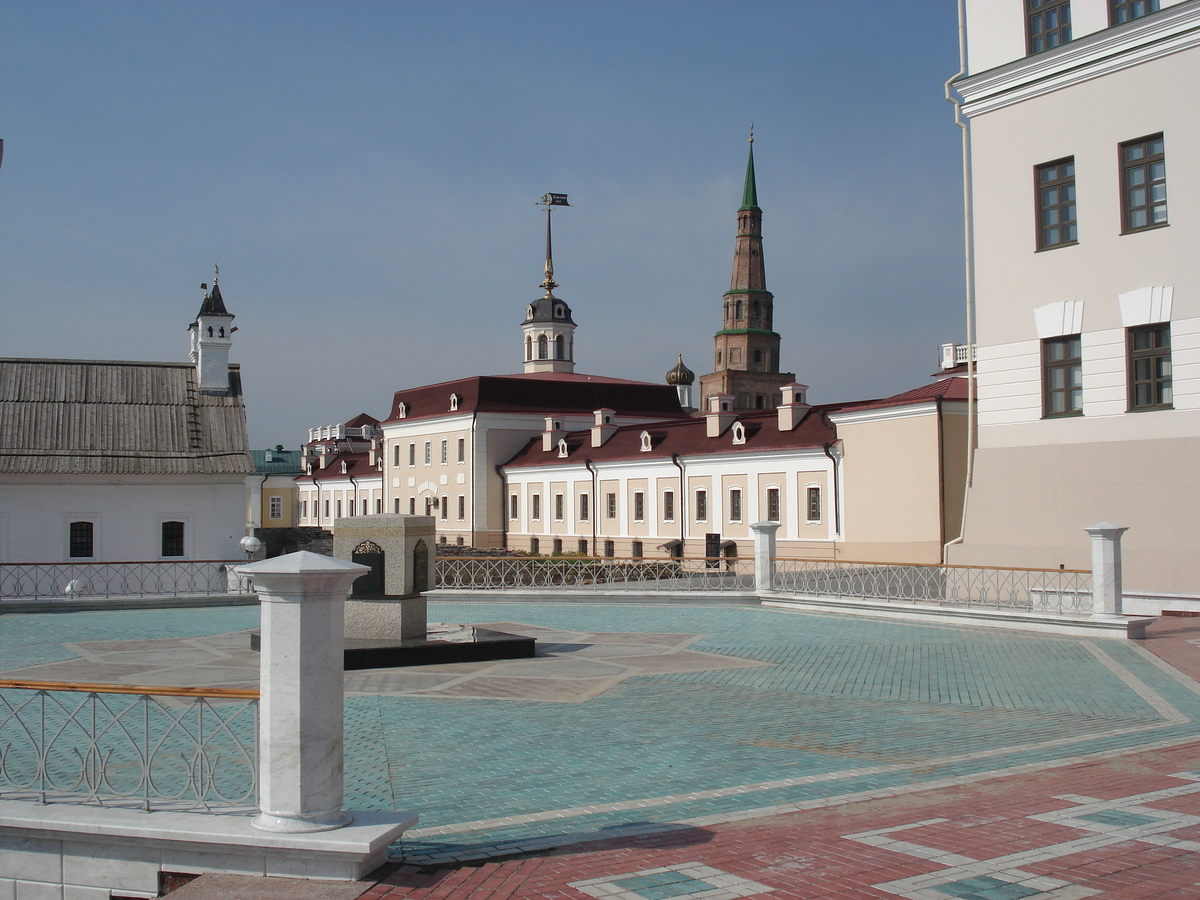 Picture Russia Kazan Kremlin 2006-07 29 - Hot Season Kremlin