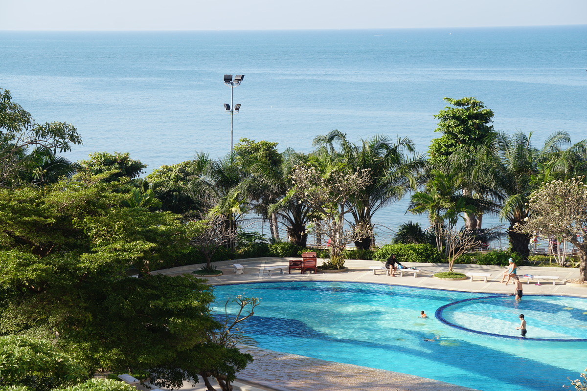 Picture Thailand Pattaya Pra Tam Nak 2016-12 36 - Hotel Pool Pra Tam Nak