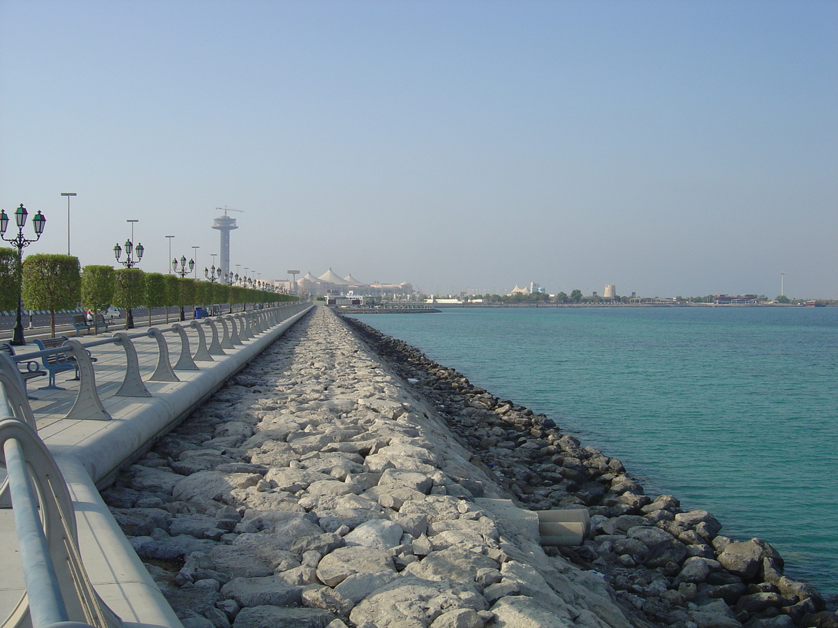 Picture United Arab Emirates Abu Dhabi 2005-09 34 - Monuments Abu Dhabi