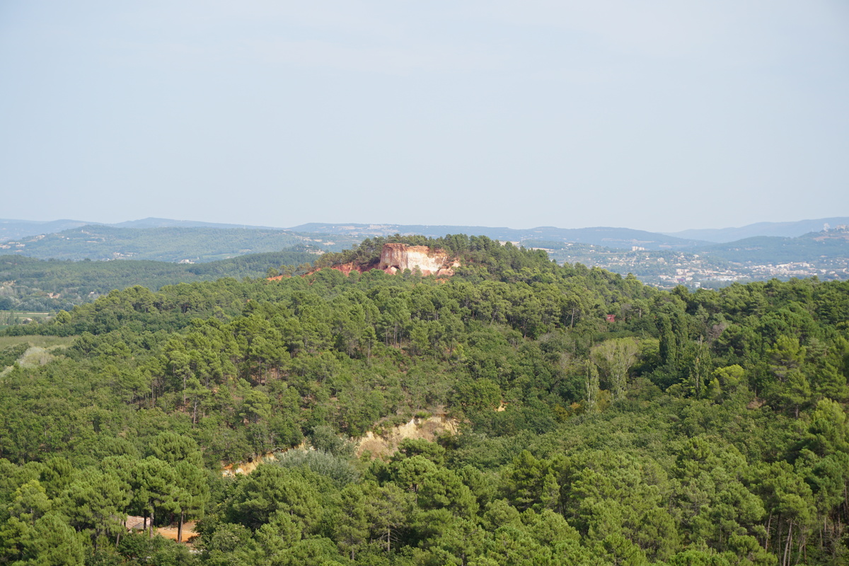 Picture France Roussillon 2017-08 43 - City Sights Roussillon