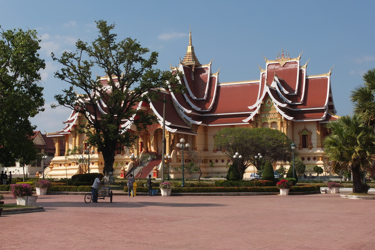 Picture Laos Vientiane 2012-12 353 - Street Vientiane