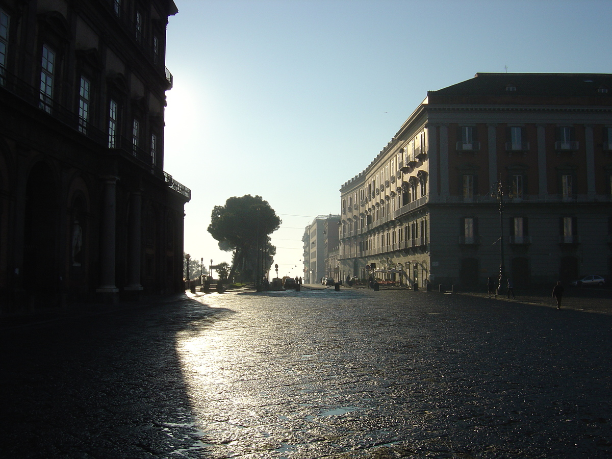 Picture Italy Napoli 2004-11 40 - Spring Napoli