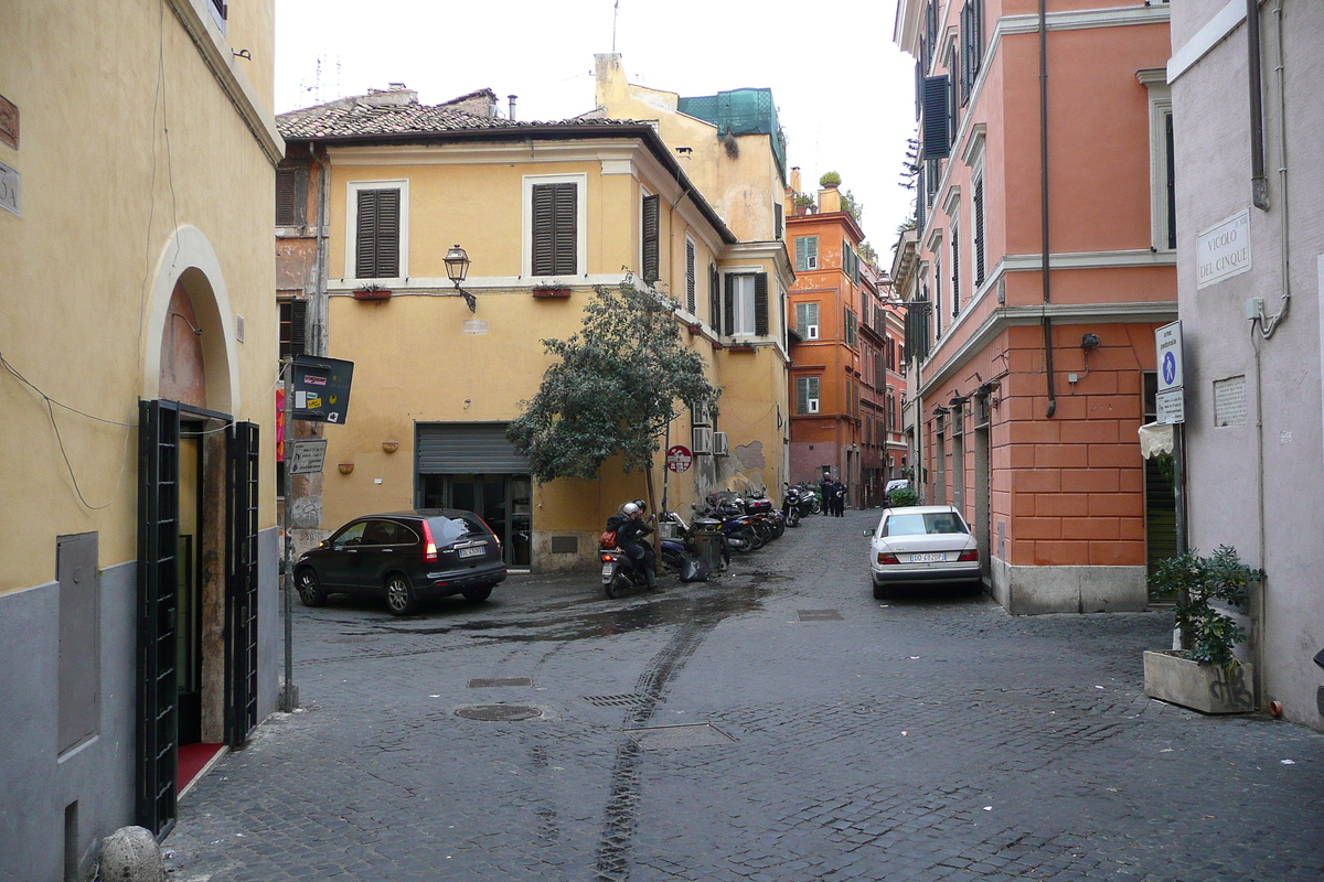 Picture Italy Rome Trastevere 2007-11 20 - Monument Trastevere