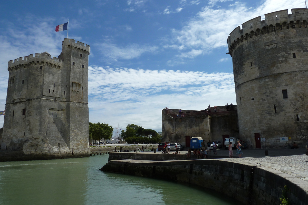 Picture France La Rochelle 2010-08 81 - Savings La Rochelle