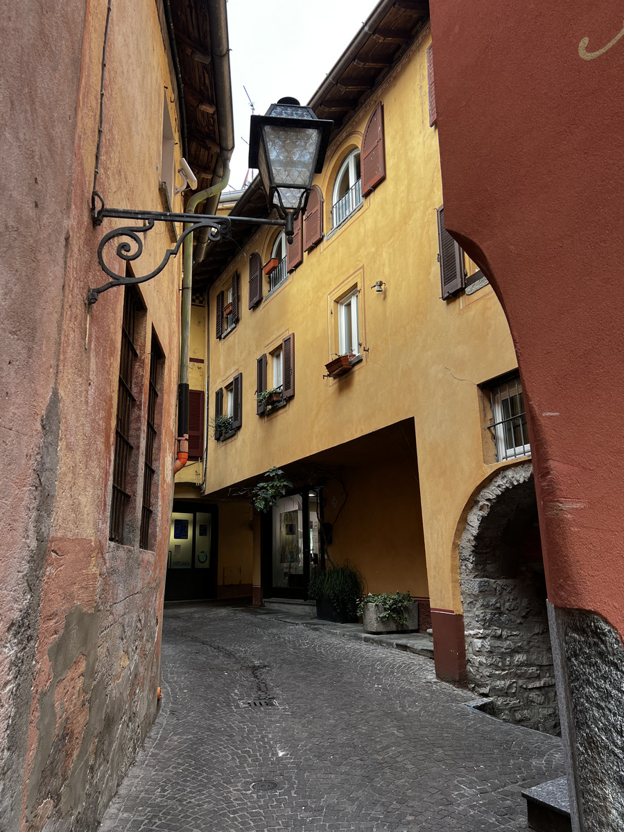 Picture Italy Lago di Como 2023-10 2 - Saving Lago di Como