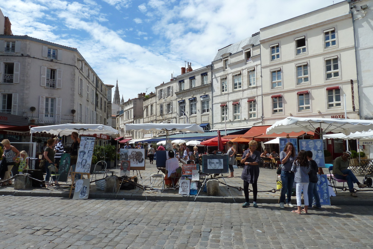 Picture France La Rochelle 2010-08 14 - Savings La Rochelle