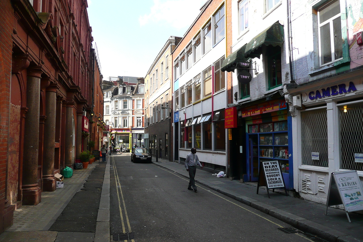 Picture United Kingdom London Hanway Street 2007-09 16 - Rooms Hanway Street