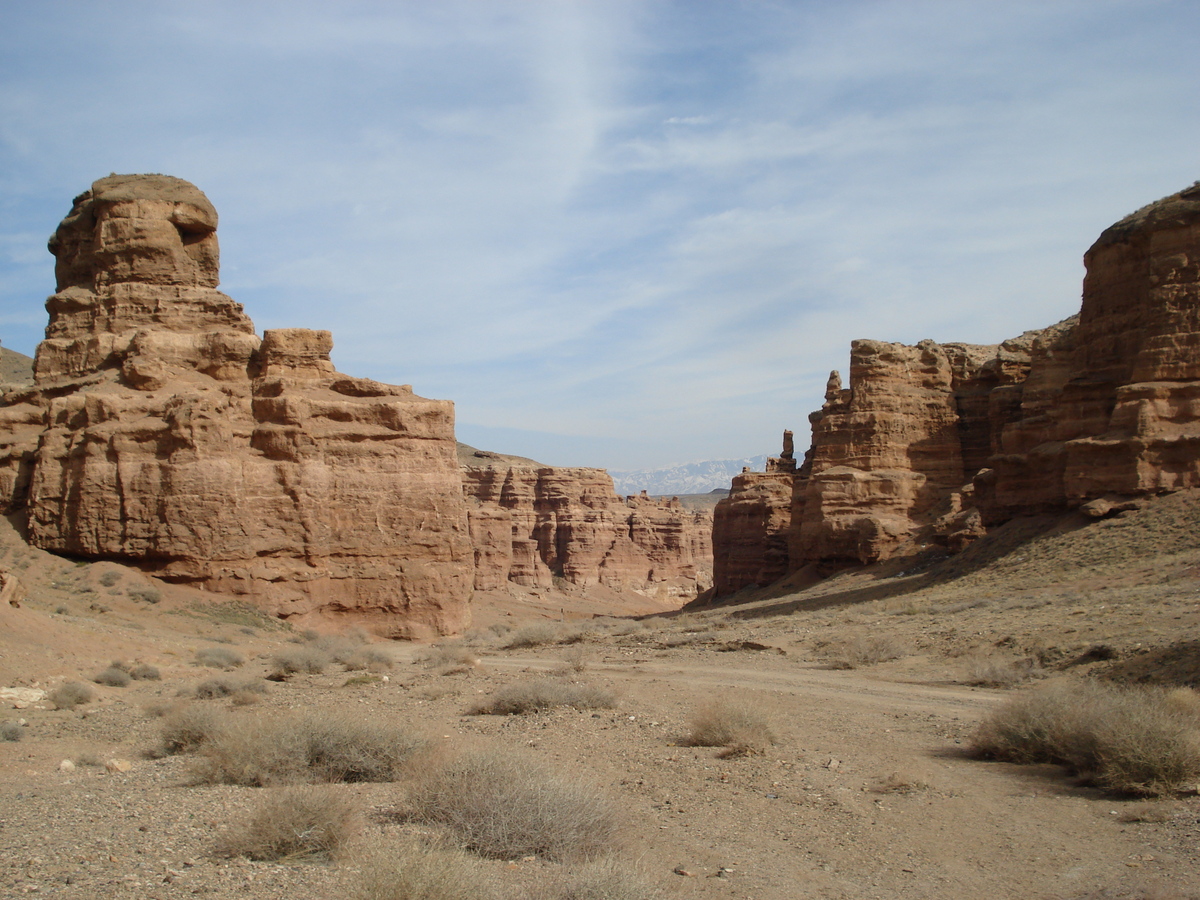 Picture Kazakhstan Charyn Canyon 2007-03 89 - Waterfall Charyn Canyon