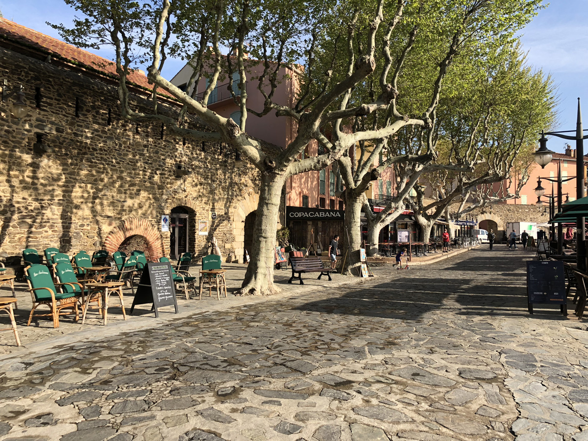 Picture France Collioure 2018-04 141 - Waterfall Collioure