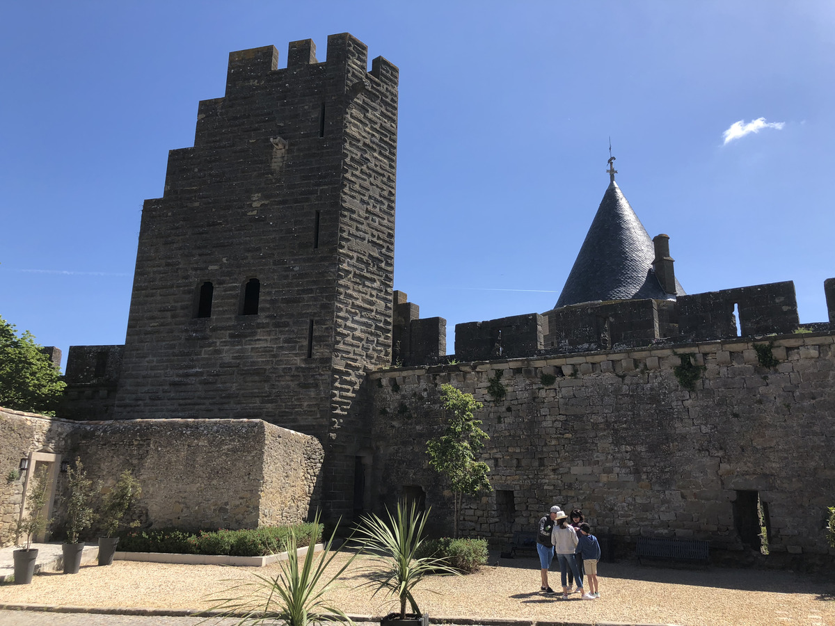 Picture France Carcassonne 2018-04 130 - Waterfall Carcassonne