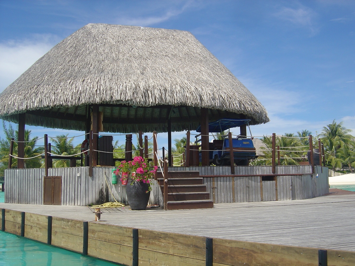 Picture Polynesia Meridien Bora Bora Hotel 2006-04 15 - Restaurant Meridien Bora Bora Hotel