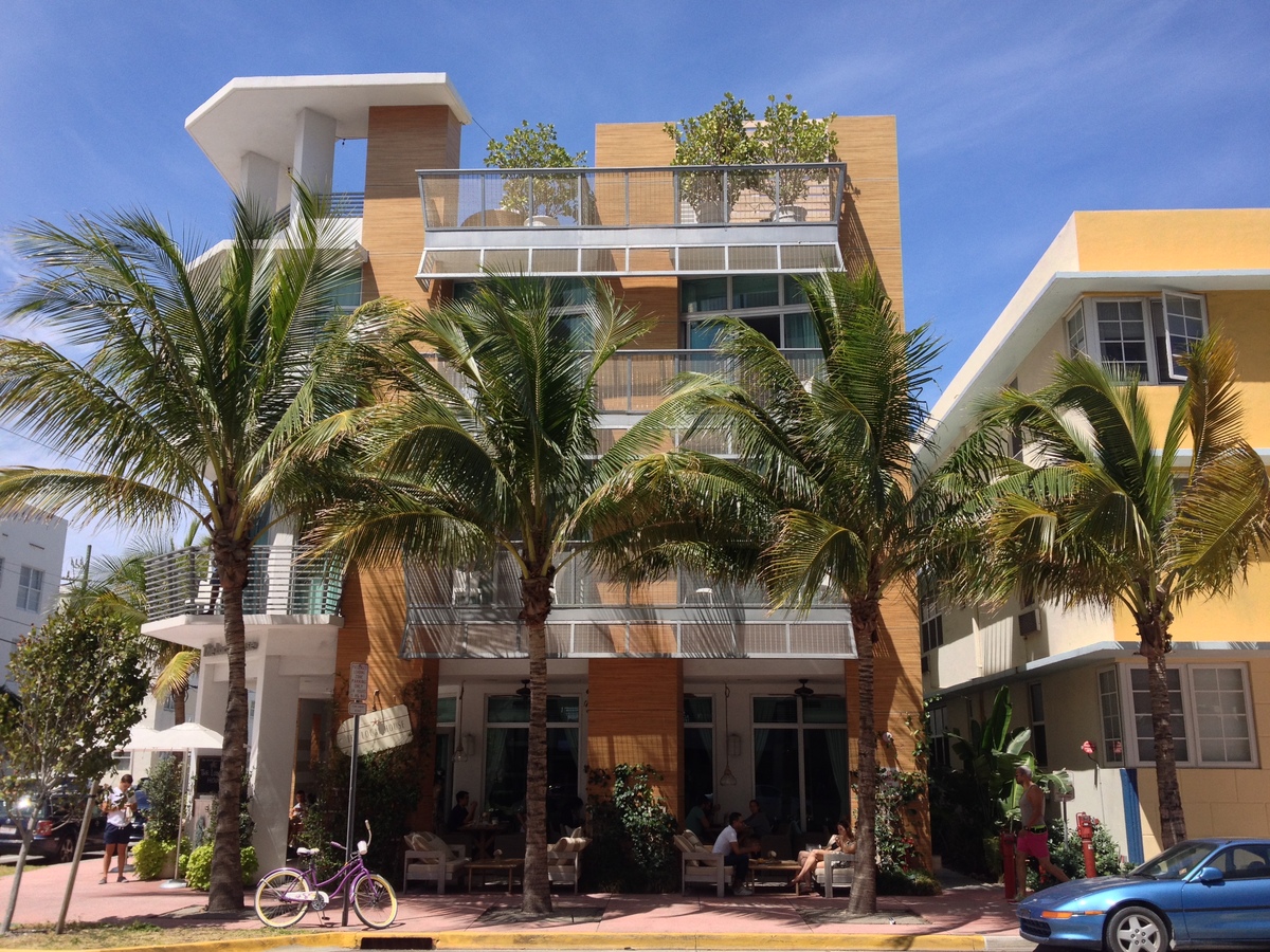 Picture United States Miami Beach 2015-03 82 - Hotel Pools Miami Beach