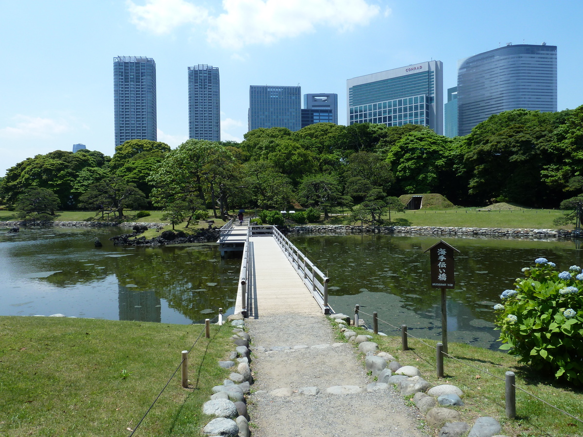 Picture Japan Tokyo Hama rikyu Gardens 2010-06 113 - Hotel Pool Hama rikyu Gardens