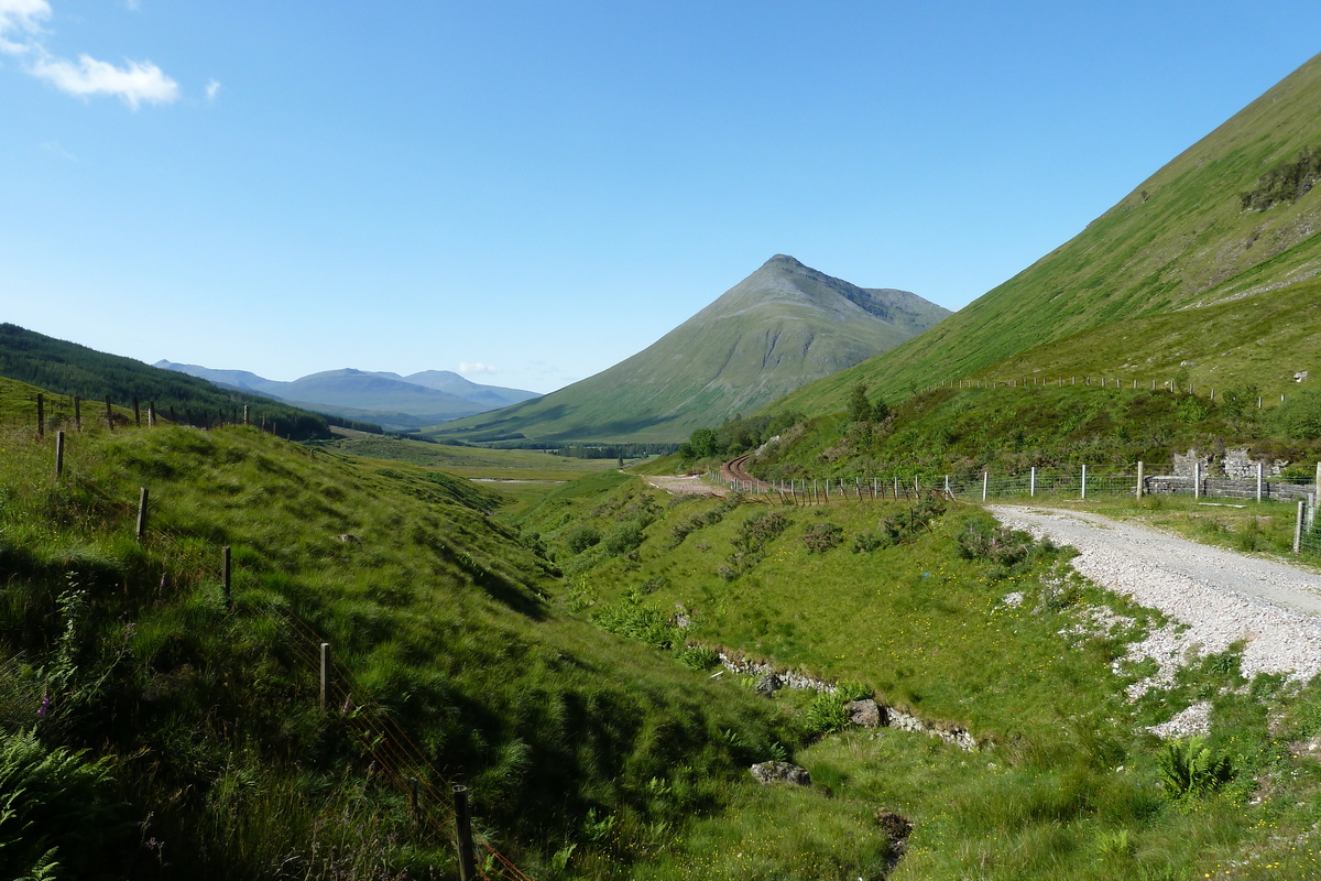 Picture United Kingdom Glen Coe 2011-07 21 - Street Glen Coe