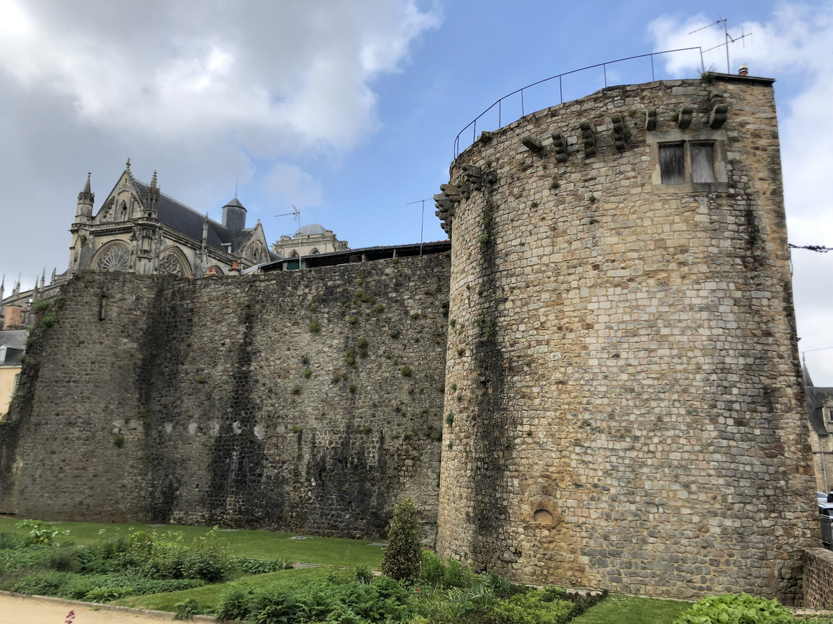 Picture France Le Mans 2019-05 45 - Rooms Le Mans