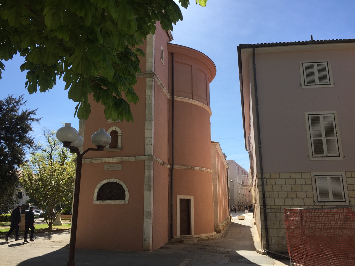 Picture Croatia Zadar 2016-04 235 - Walking Street Zadar