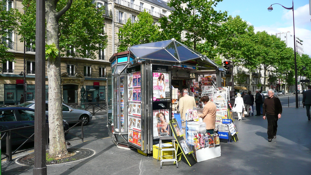 Picture France Paris 17th Arrondissement Place Pereire 2007-05 39 - Room Place Pereire