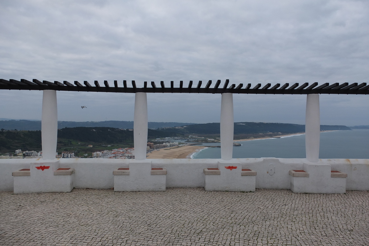 Picture Portugal Nazare 2013-01 93 - Hotel Pools Nazare