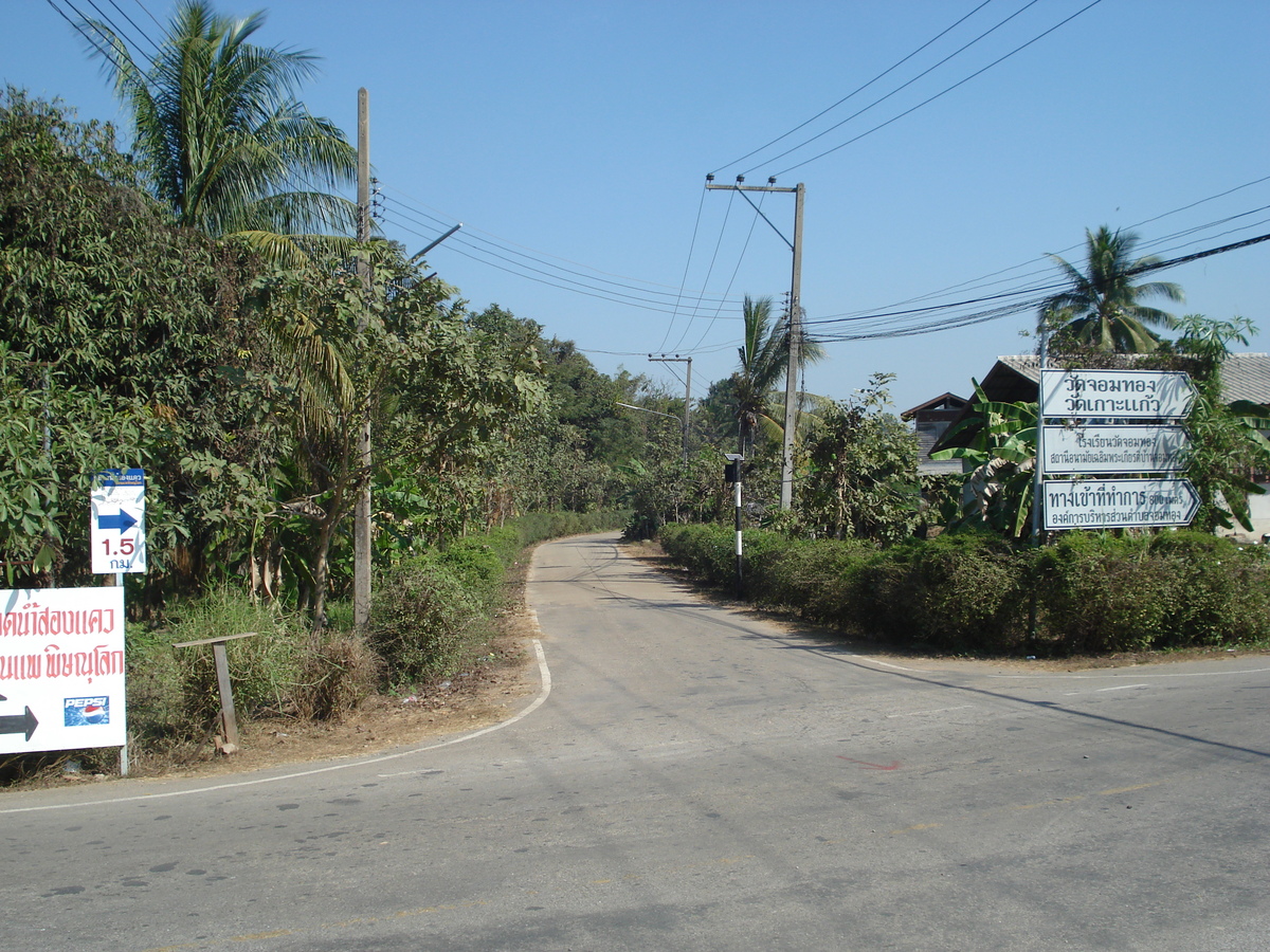 Picture Thailand Phitsanulok Jomthong Road 2008-01 12 - Transport Jomthong Road