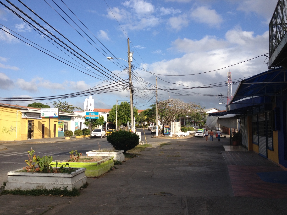 Picture Panama Penonome 2015-03 7 - Monument Penonome