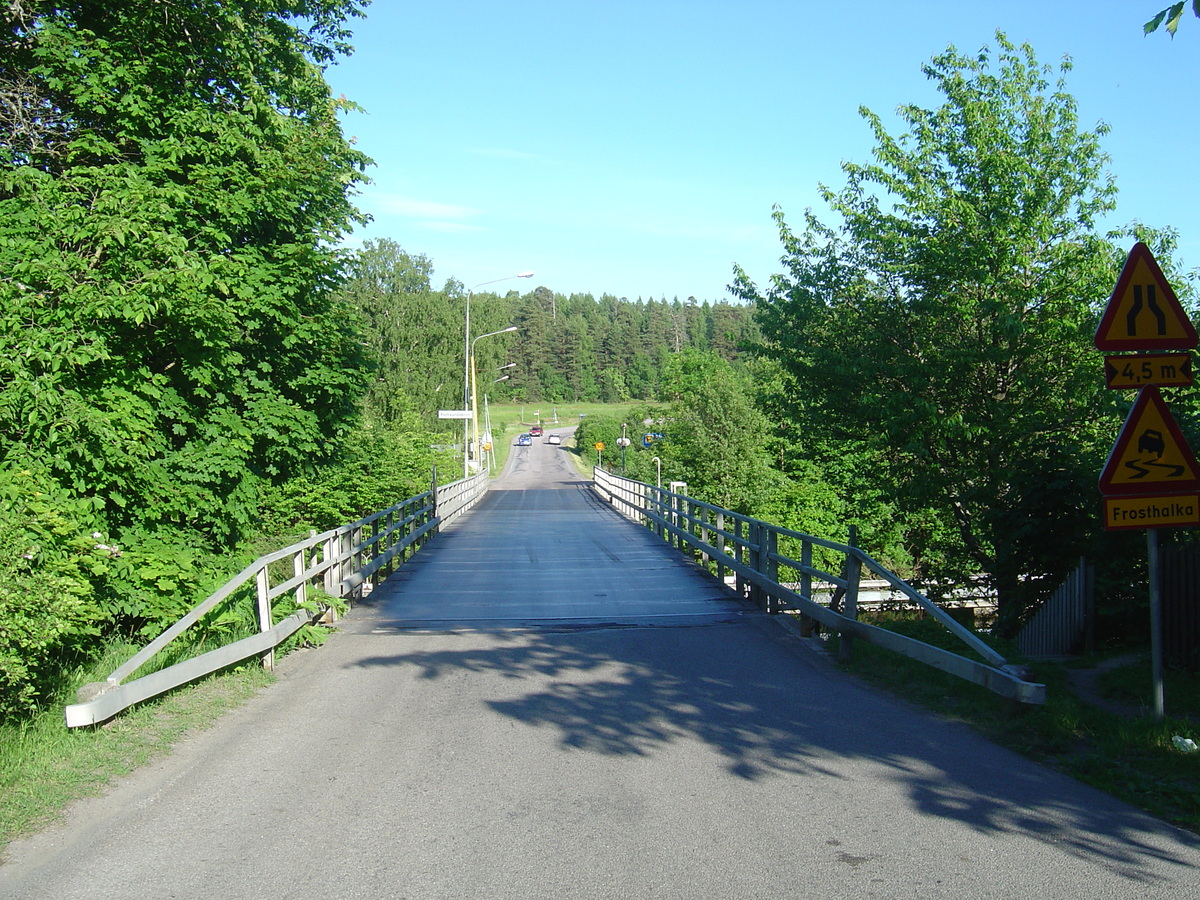 Picture Sweden Sigtuna to Uppsala road 2005-06 19 - SPA Sigtuna to Uppsala road