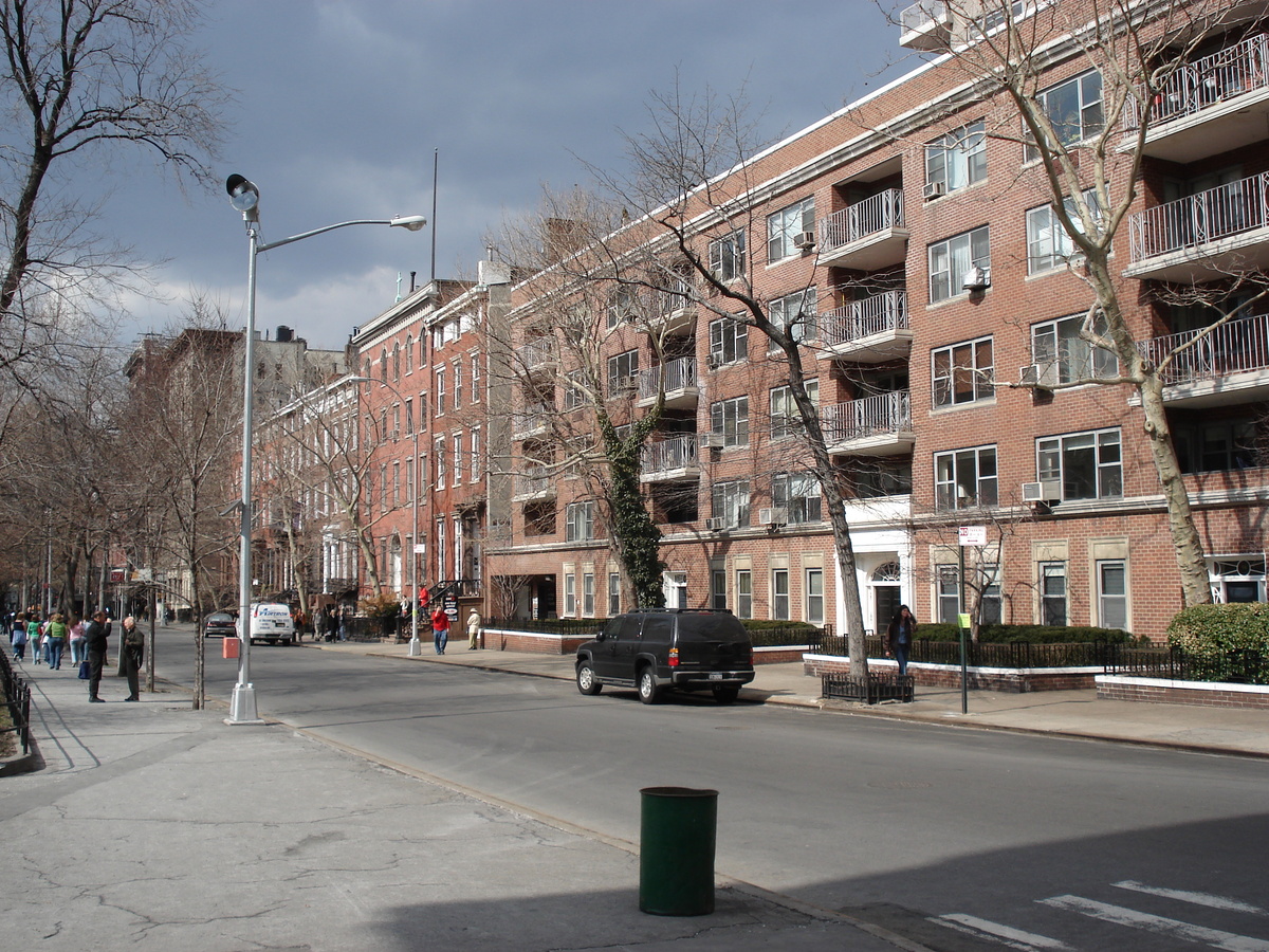 Picture United States New York Washington Square 2006-03 6 - Street Washington Square